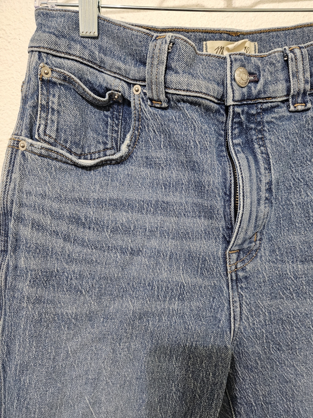 Madewell High-Rise Straight-Leg Jeans in Faded Blue - Picture 2 of 7